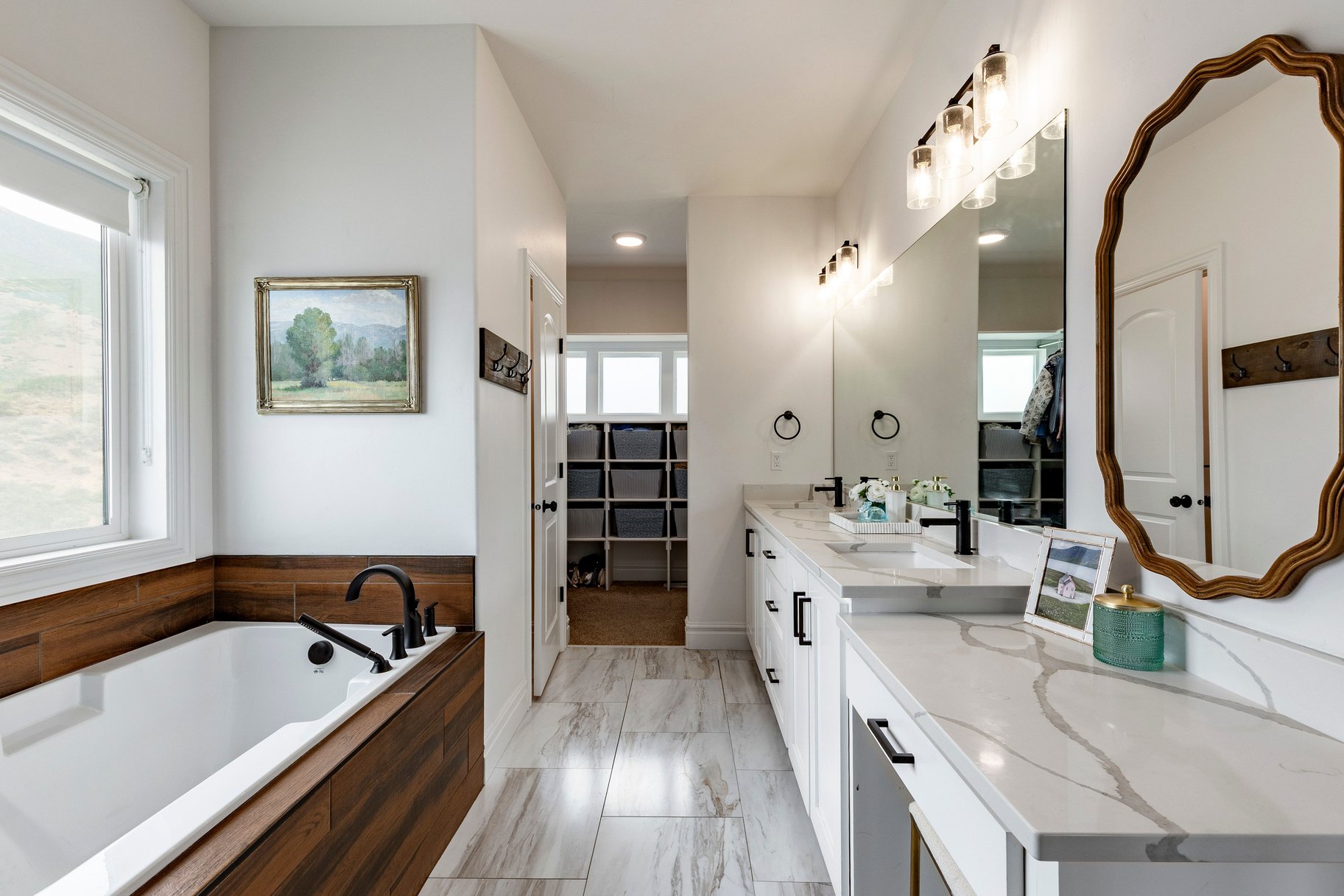  Custom Home with Fully Finished ADU Near Golf, Trails & Mountain Views - 物件實景