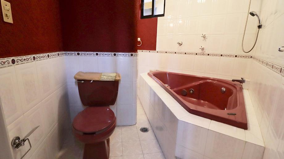 Cumbres de Morelia, Morelia, Michoacán de Ocampo, 58278, Mexico, 5 Bedrooms Bedrooms, ,4 BathroomsBathrooms,Residential,For Sale,Cumbres de Morelia,1615409