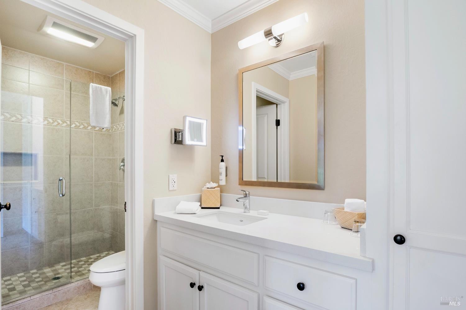 Napa, California, 94558, United States, 2 Bedrooms Bedrooms, ,2 BathroomsBathrooms,Residential,For Sale,1925145