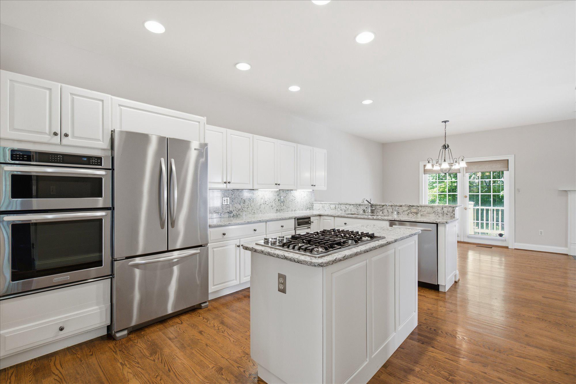  126 Gresham Place, Falls Church, VA, 22046 - 物件實景
