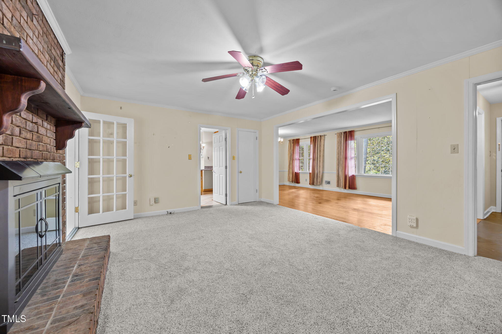 Raleigh, North Carolina, 27609, United States, 3 Bedrooms Bedrooms, ,2 BathroomsBathrooms,Residential,For Sale,1911441