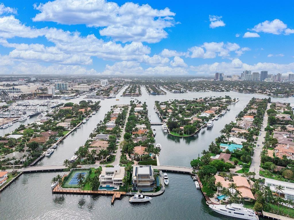 Fort Lauderdale, Florida, 33316, United States, 7 Bedrooms Bedrooms, ,12 BathroomsBathrooms,Residential,For Sale,1700800