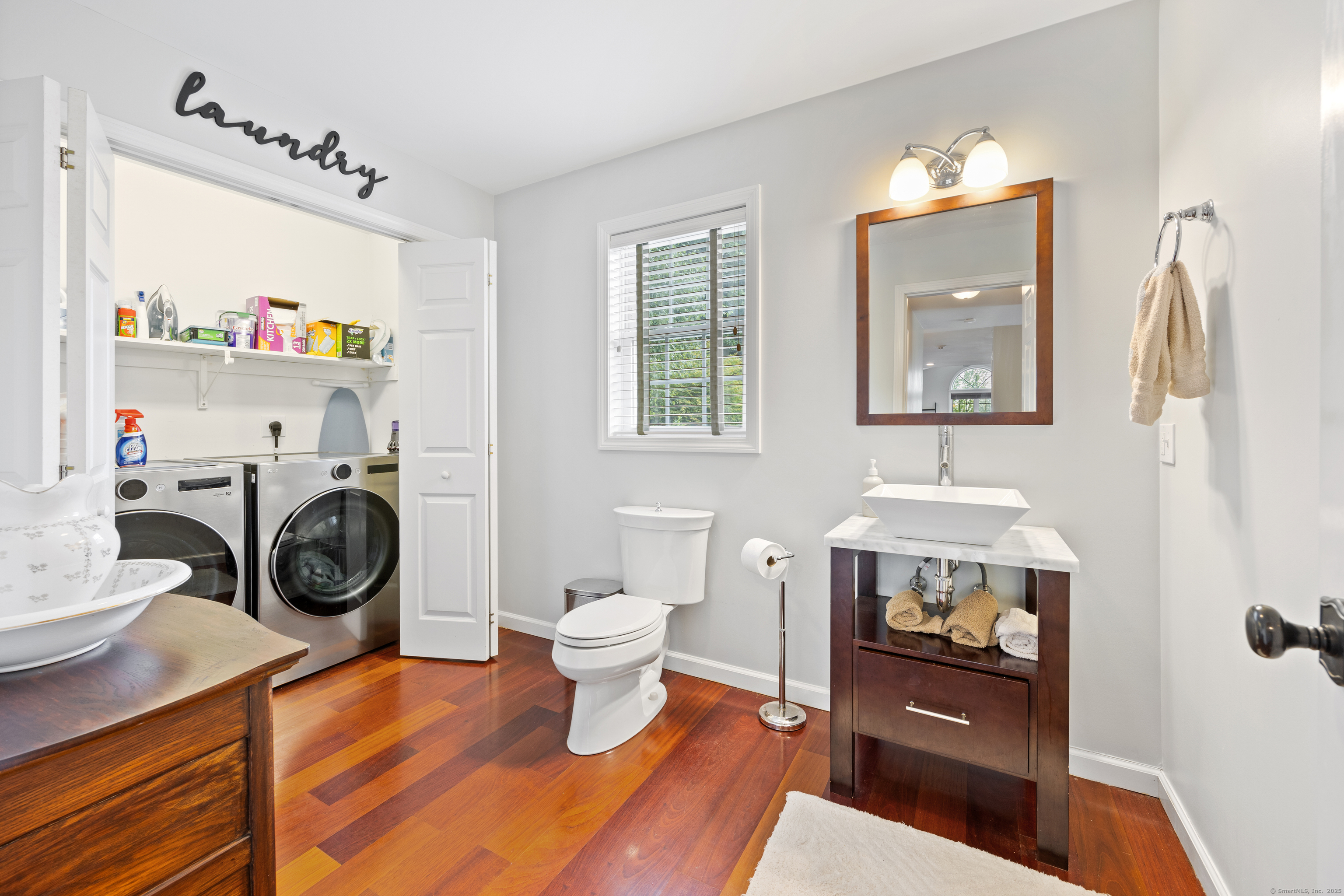 Naugatuck, Connecticut, 06770, United States, 4 Bedrooms Bedrooms, ,3 BathroomsBathrooms,Residential,For Sale,1938960