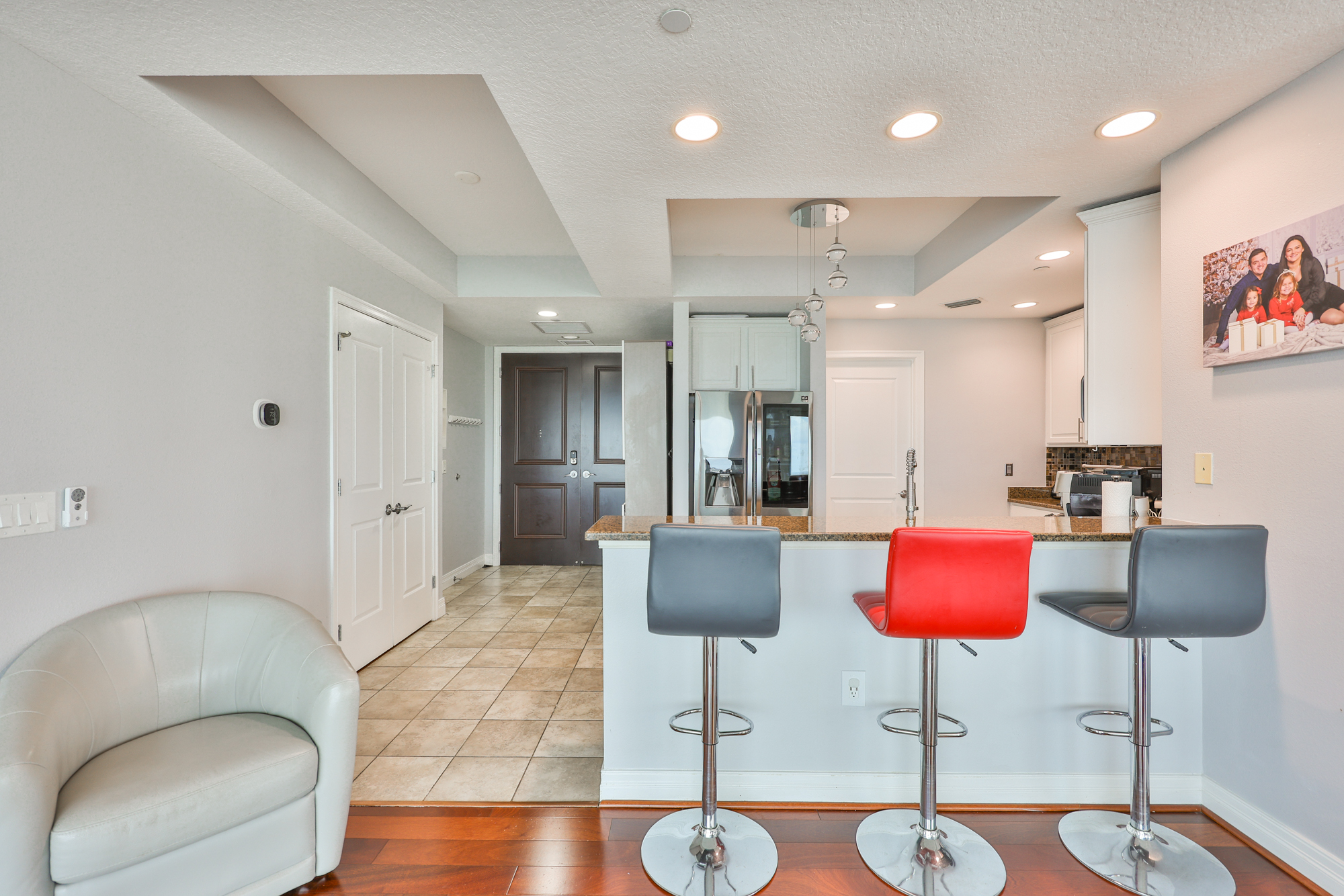 Tampa, Florida, 33602, United States, 3 Bedrooms Bedrooms, ,3 BathroomsBathrooms,Residential,For Sale,1982527