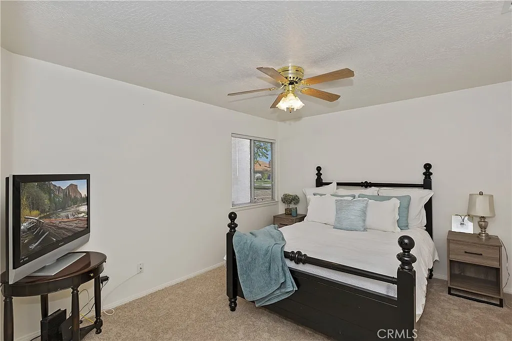 Victorvile, California, 92395, United States, 4 Bedrooms Bedrooms, ,2 BathroomsBathrooms,Residential,For Sale,1978607