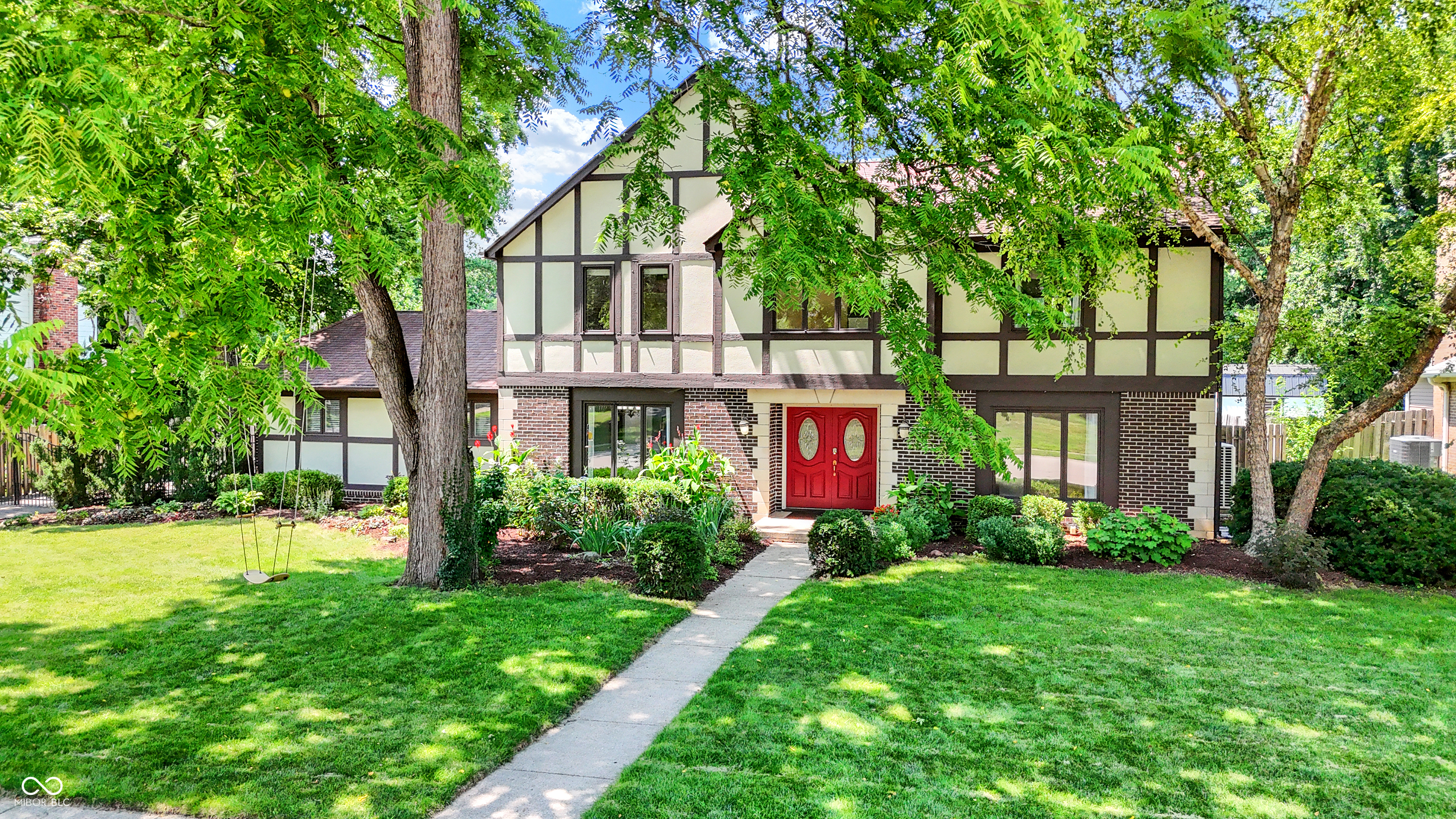 Carmel, Indiana, 46033, United States, 5 Bedrooms Bedrooms, ,4 BathroomsBathrooms,Residential,For Sale,1928724