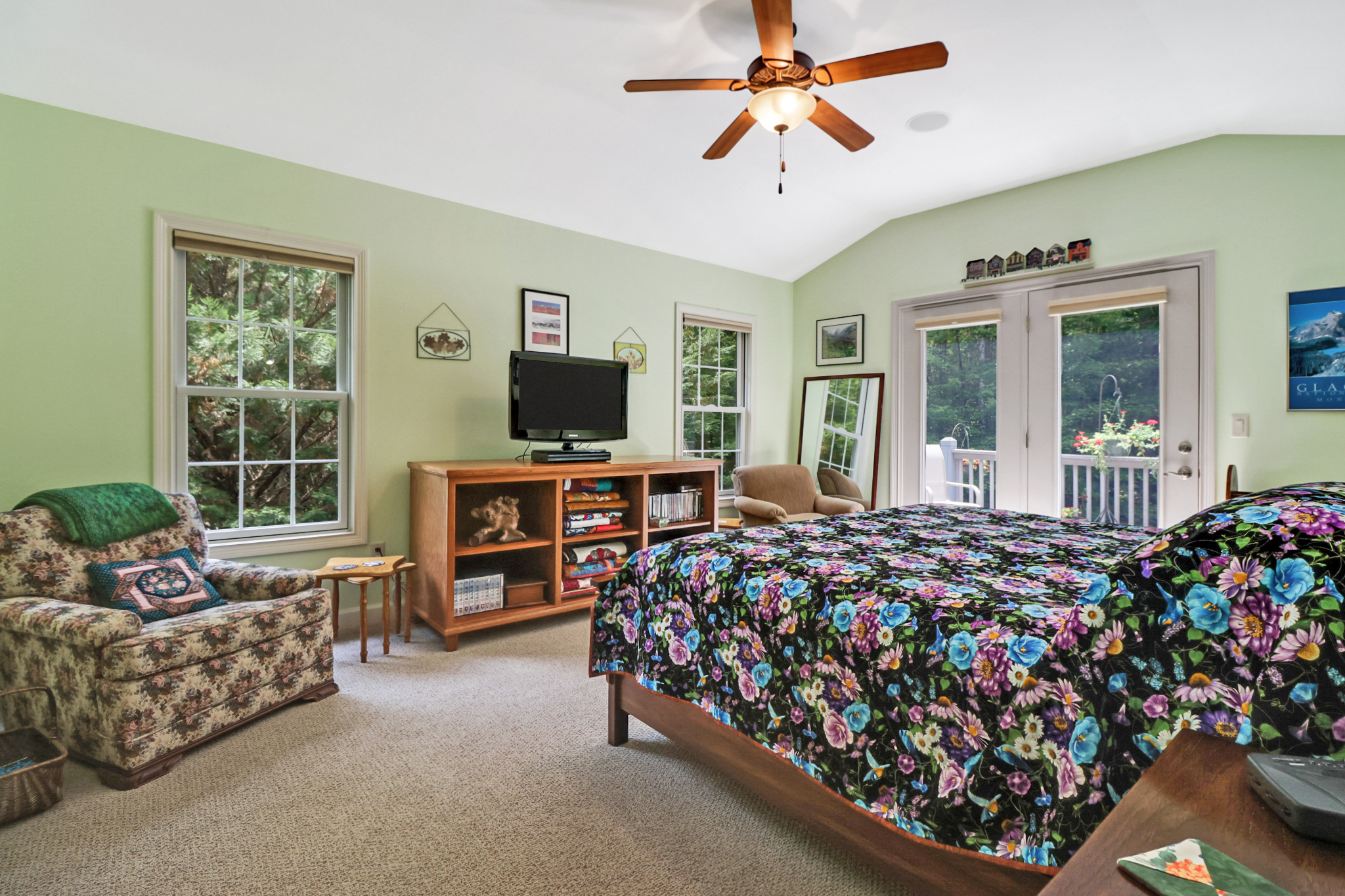 Crossville, Tennessee, 38558, United States, 3 Bedrooms Bedrooms, ,2 BathroomsBathrooms,Residential,For Sale,1975656