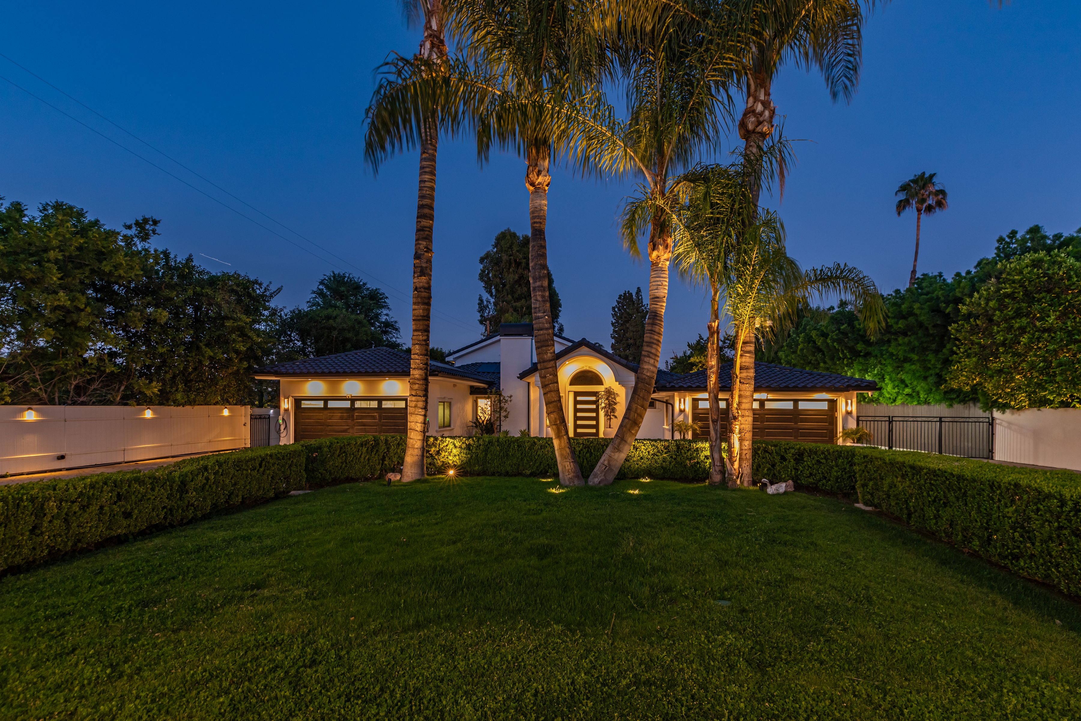  Thoughtfully Reimagined Tarzana Estate - 物件實景