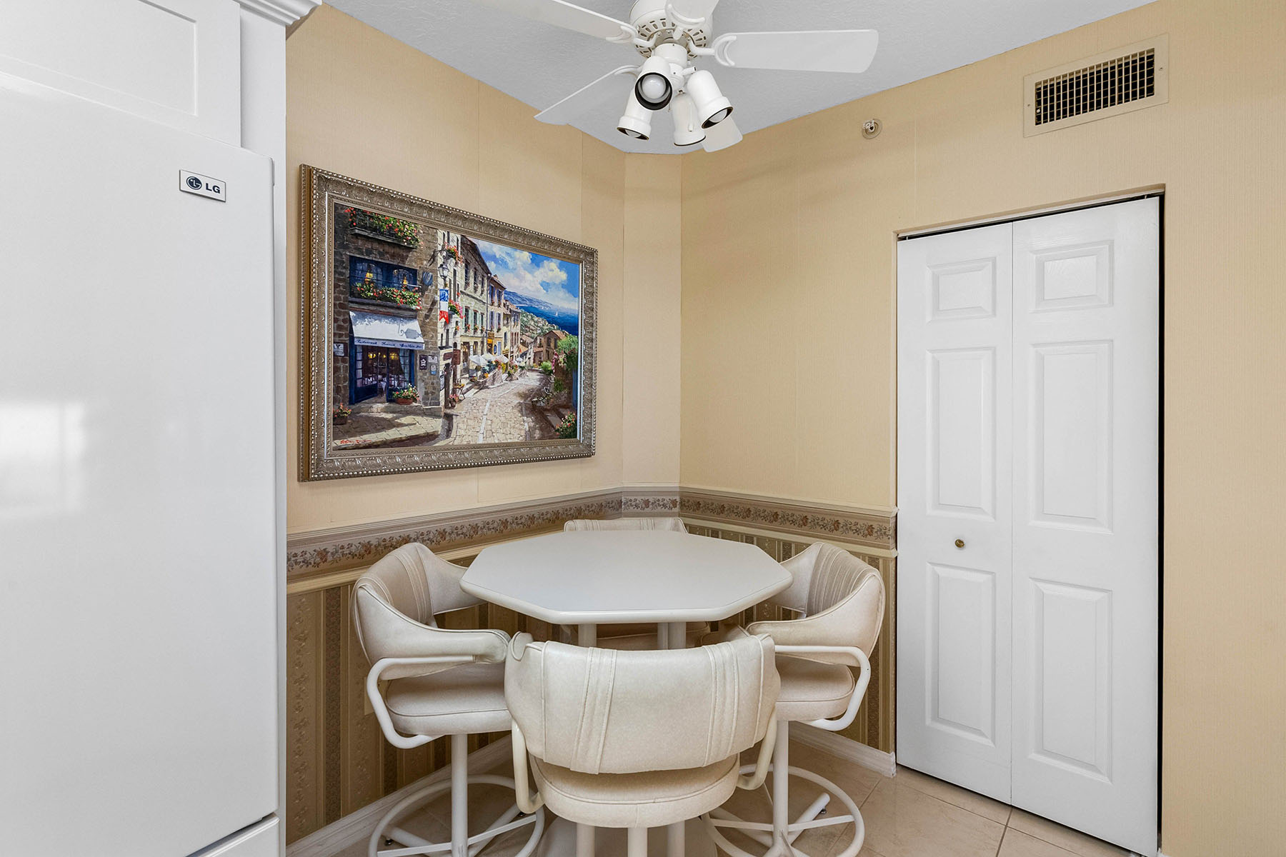  TIDES BEACH CLUB CONDO - 物件實景