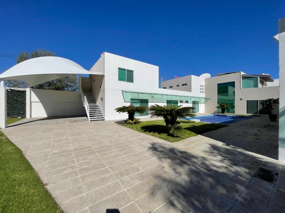 Avellanos, Corregidora, Querétaro, 76904, Mexico, 5 Bedrooms Bedrooms, ,5 BathroomsBathrooms,Residential,For Sale,Avellanos,1620324