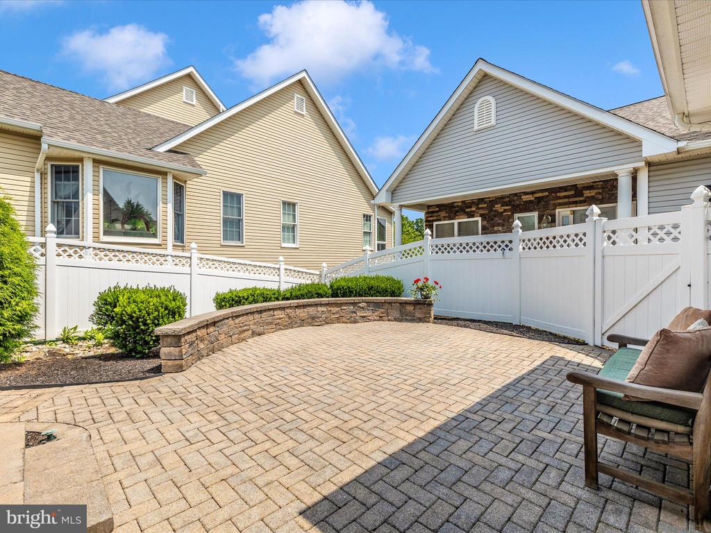Middletown, Maryland, 21769, United States, 2 Bedrooms Bedrooms, ,3 BathroomsBathrooms,Residential,For Sale,1887633