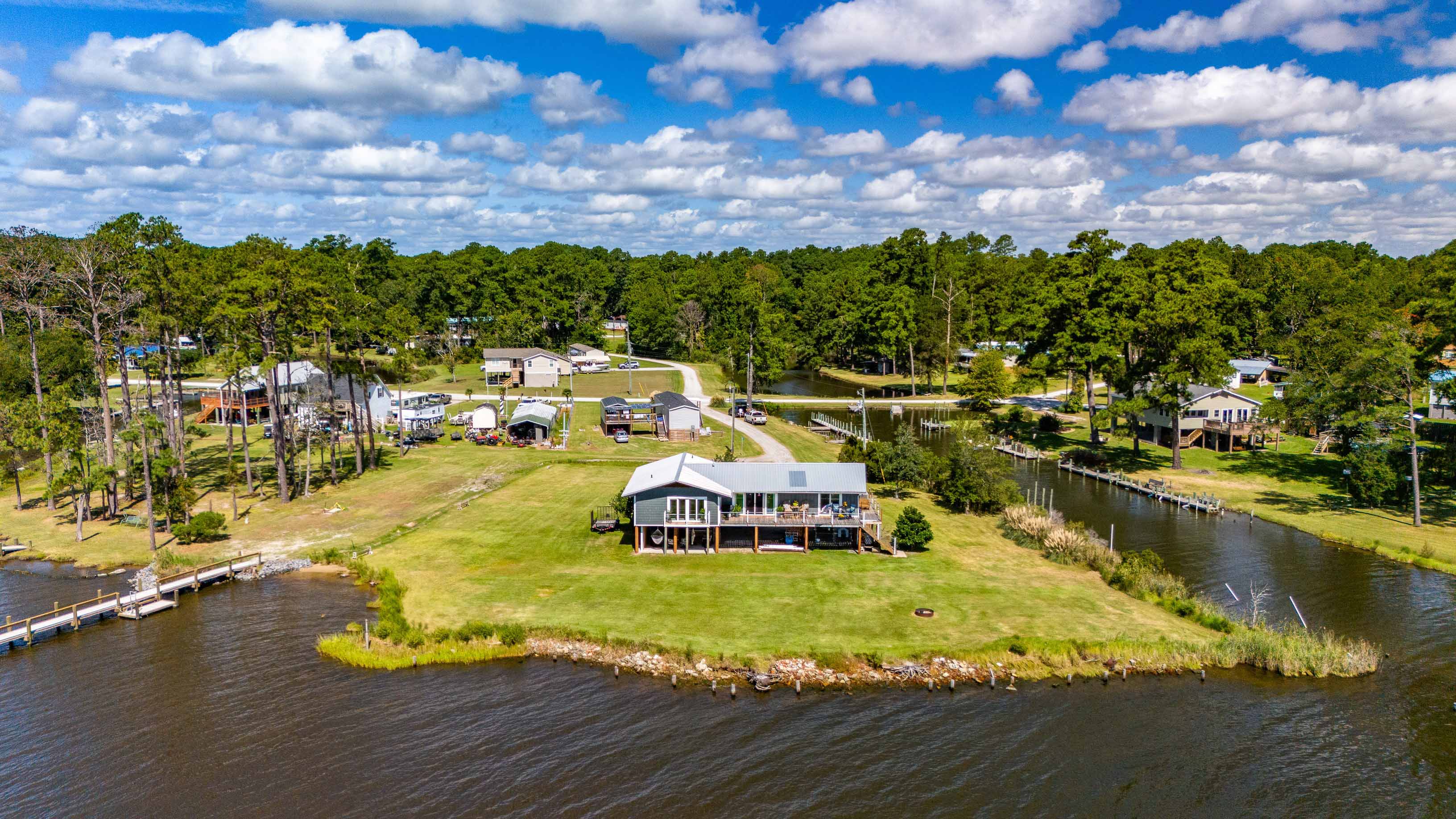 Aurora, North Carolina, 27806, United States, 3 Bedrooms Bedrooms, ,2 BathroomsBathrooms,Residential,For Sale,1973903