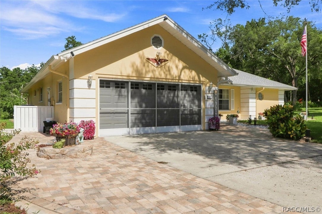 Dusty Miller Ct, Homosassa, FL 34446 #1