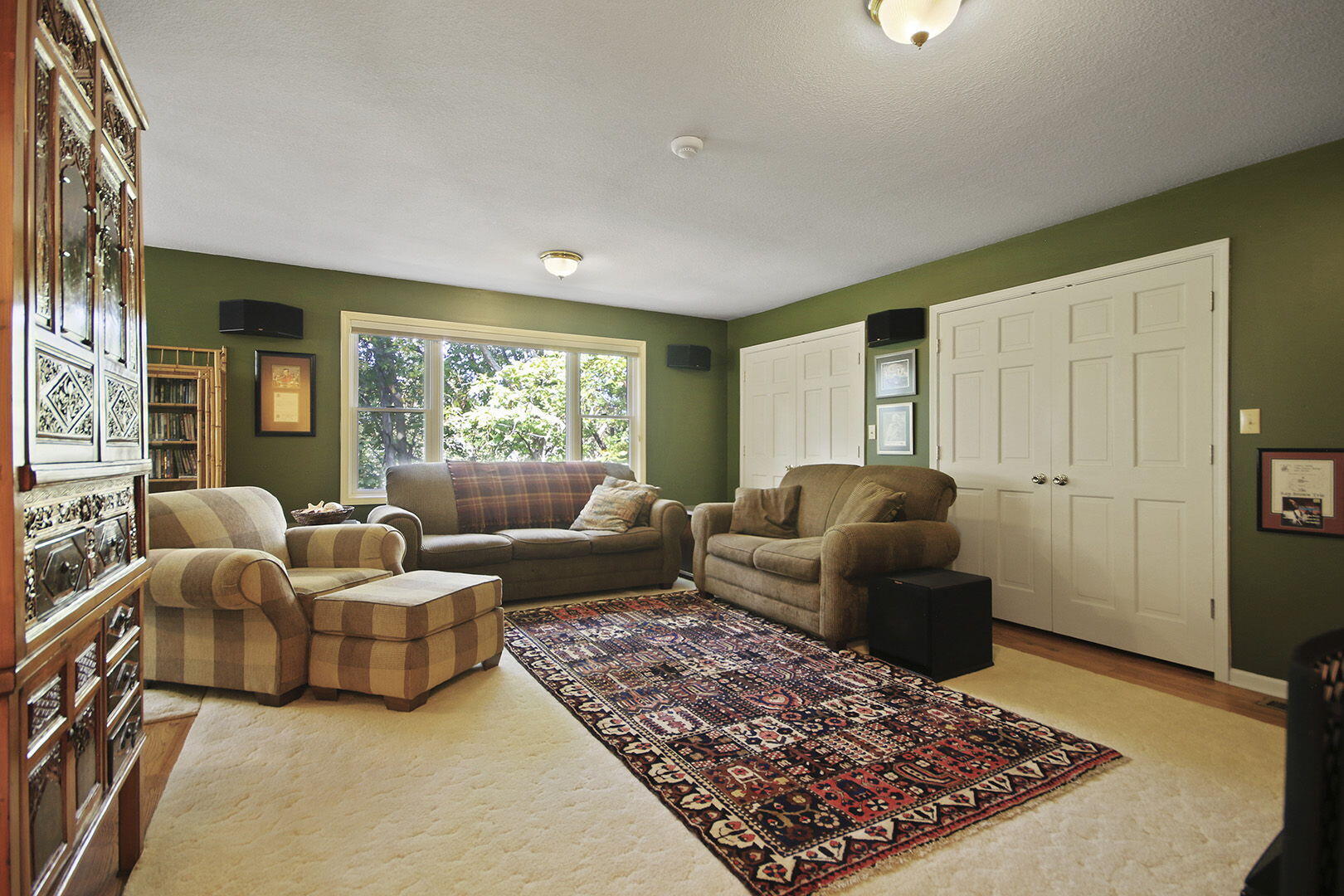 COLUMBIA, Missouri, 65203, United States, 5 Bedrooms Bedrooms, ,3 BathroomsBathrooms,Residential,For Sale,1975322