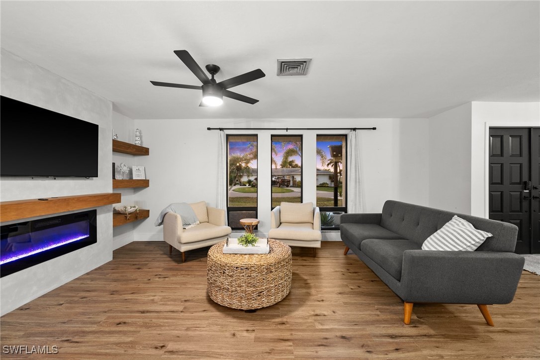 Cape Coral, Florida, 33904, United States, 3 Bedrooms Bedrooms, ,2 BathroomsBathrooms,Residential,For Sale,1861332
