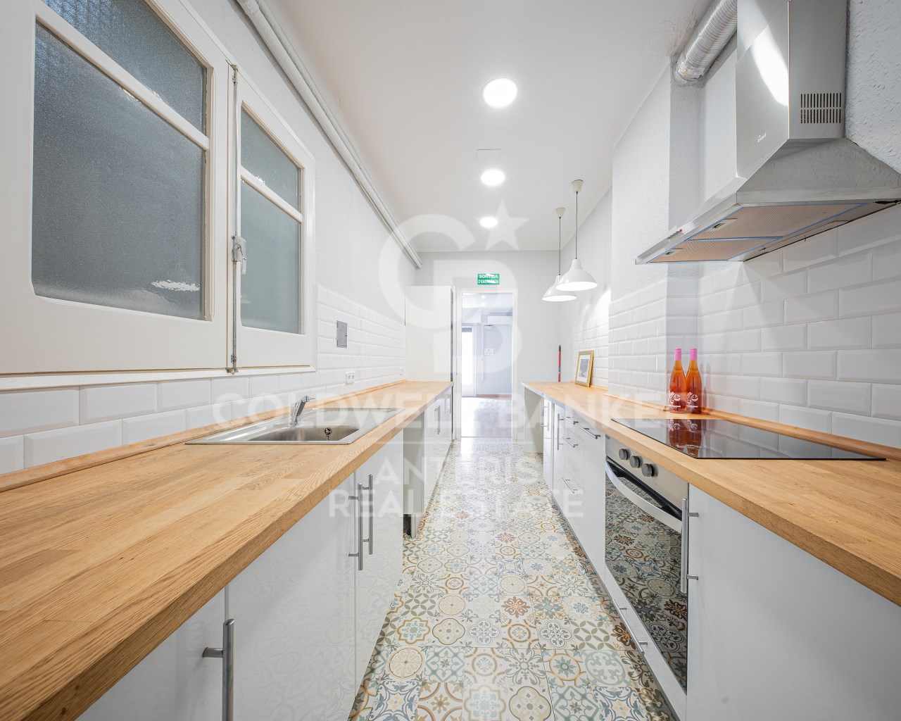 Barcelona, Catalonia, ES, 6 Bedrooms Bedrooms, ,3 BathroomsBathrooms,Residential,For Sale,1907605