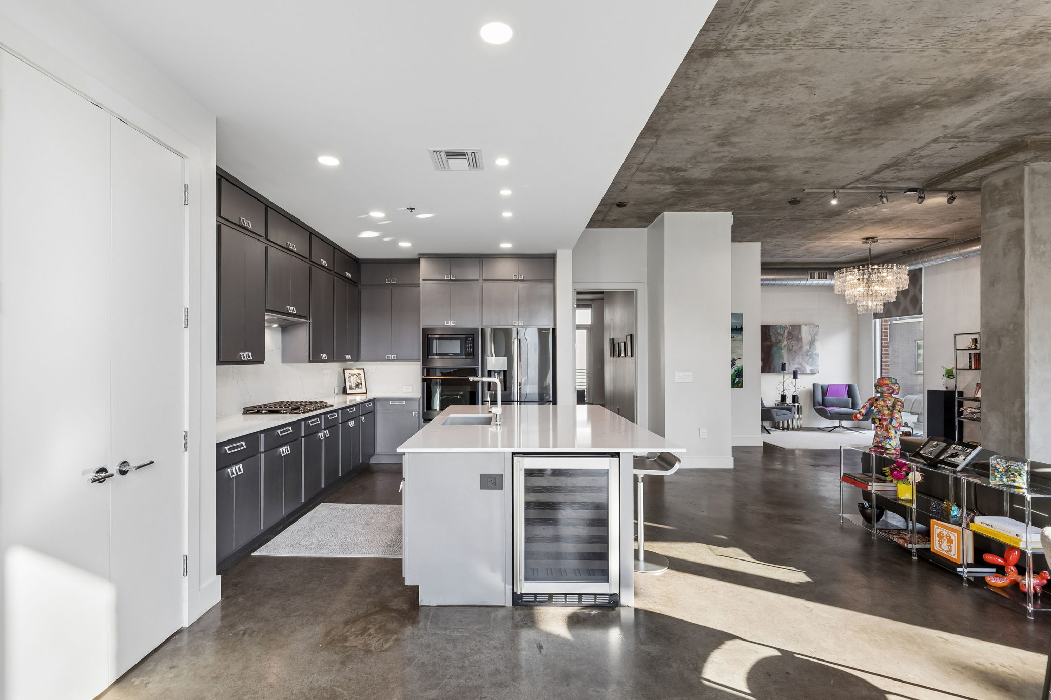  Rare Double Residence that Redefines Midrise Living in the Heart of Dallas - 物件實景