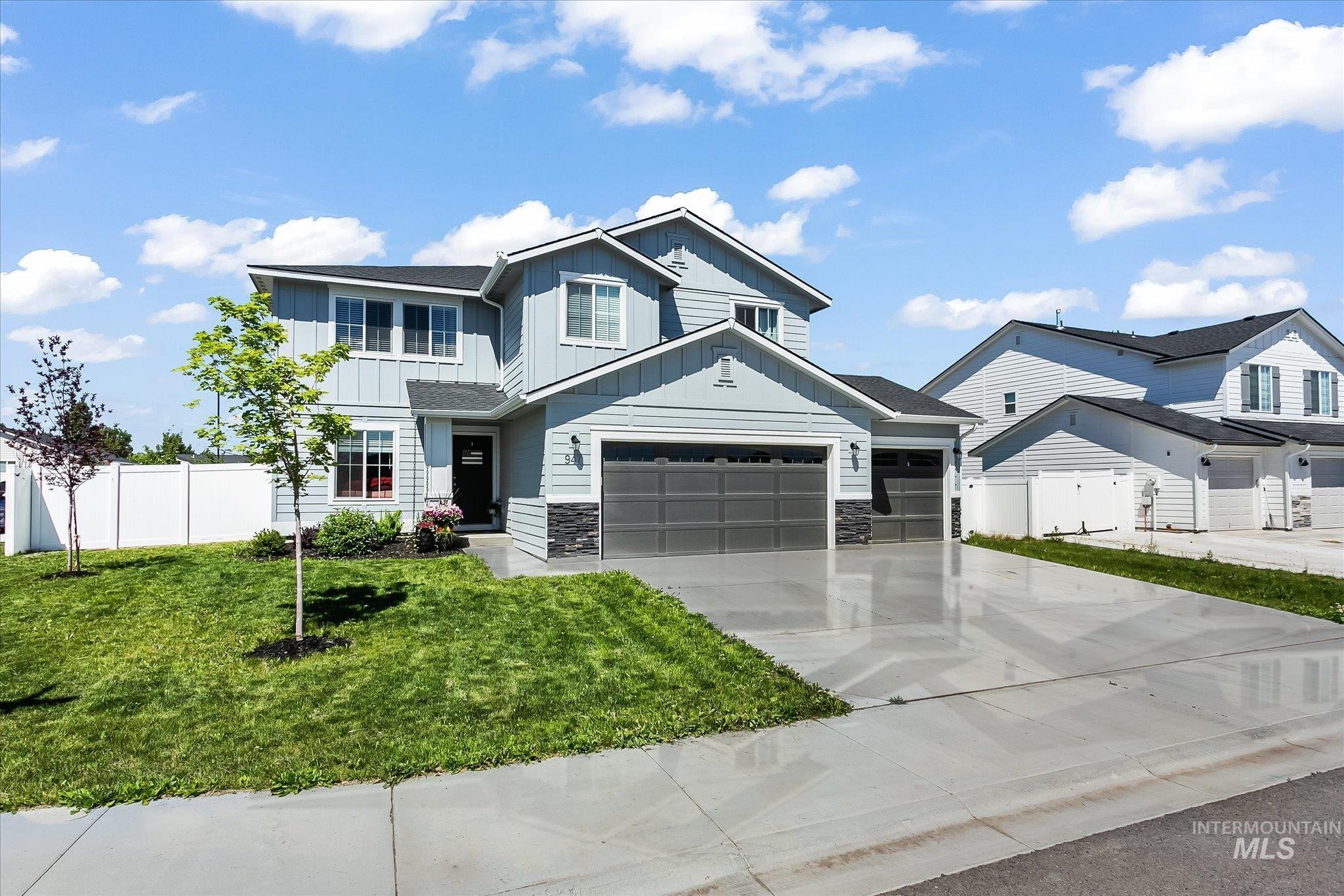 947 Tanami Ave, Kuna, Idaho, 83634, United States, 4 Bedrooms Bedrooms, ,3 BathroomsBathrooms,Residential,For Sale,947 Tanami Ave,1461004