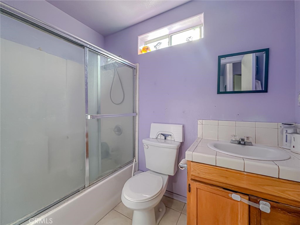 Los Angeles, California, 90061, United States, 14 Bedrooms Bedrooms, ,8 BathroomsBathrooms,Residential,For Sale,1855193