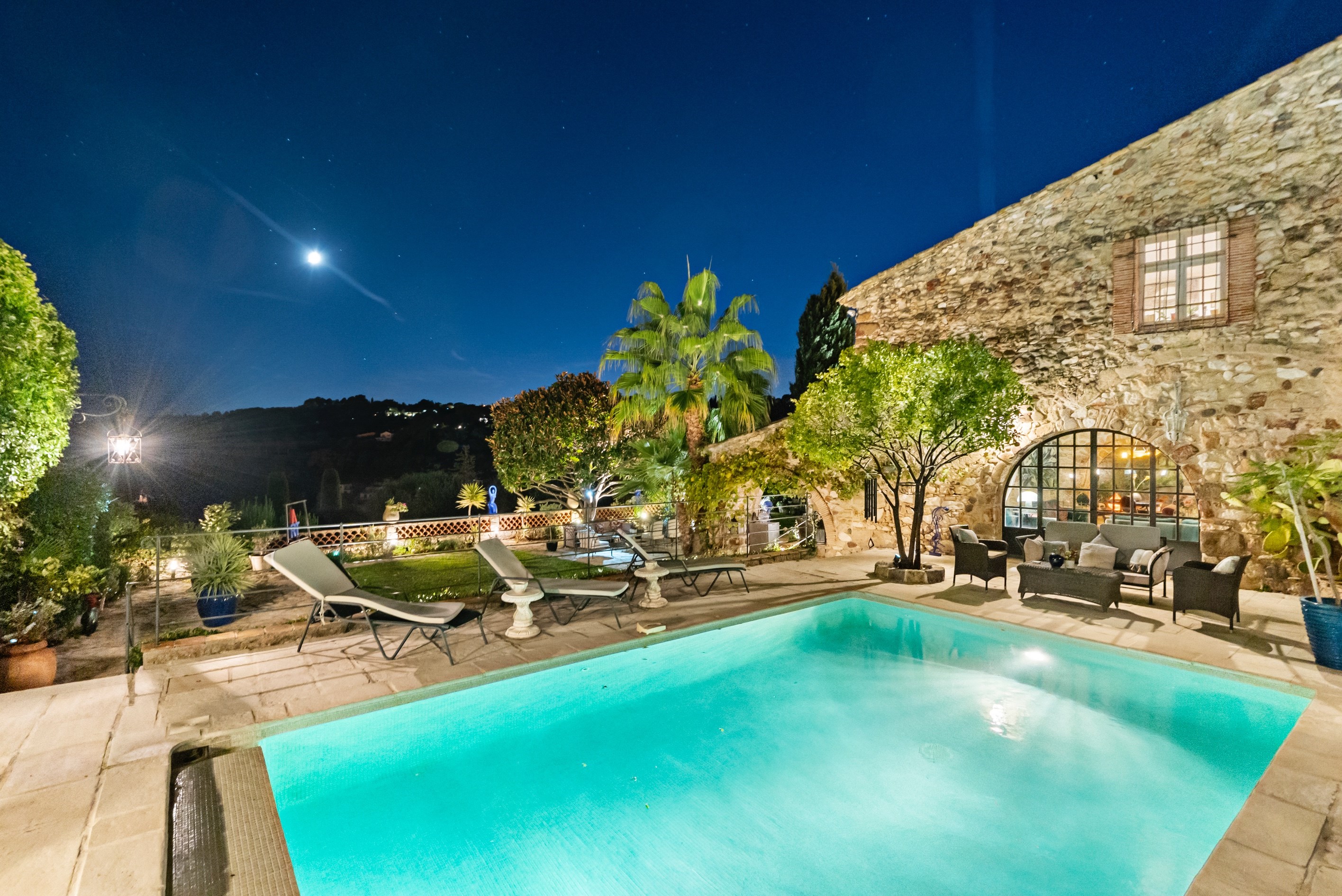  Exceptional stone bastide in Biot with pool and sea views - 物件實景