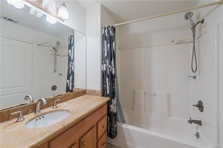 Lawndale, California, 90260, United States, 4 Bedrooms Bedrooms, ,3 BathroomsBathrooms,Residential,For Sale,1920718