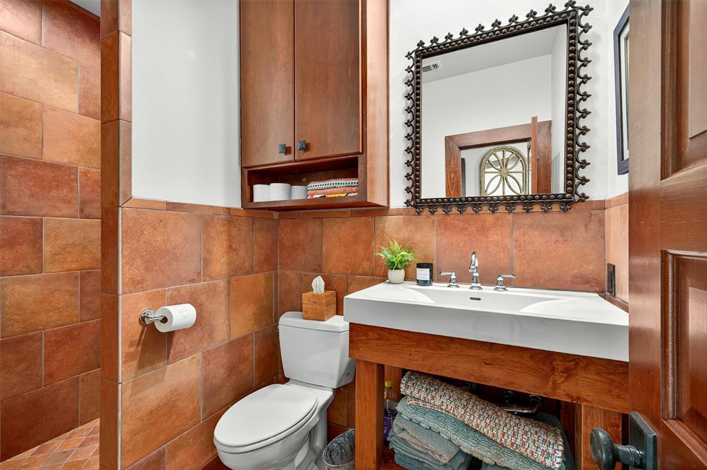 Pottsboro, Texas, 75076, United States, 4 Bedrooms Bedrooms, ,3 BathroomsBathrooms,Residential,For Sale,1974210