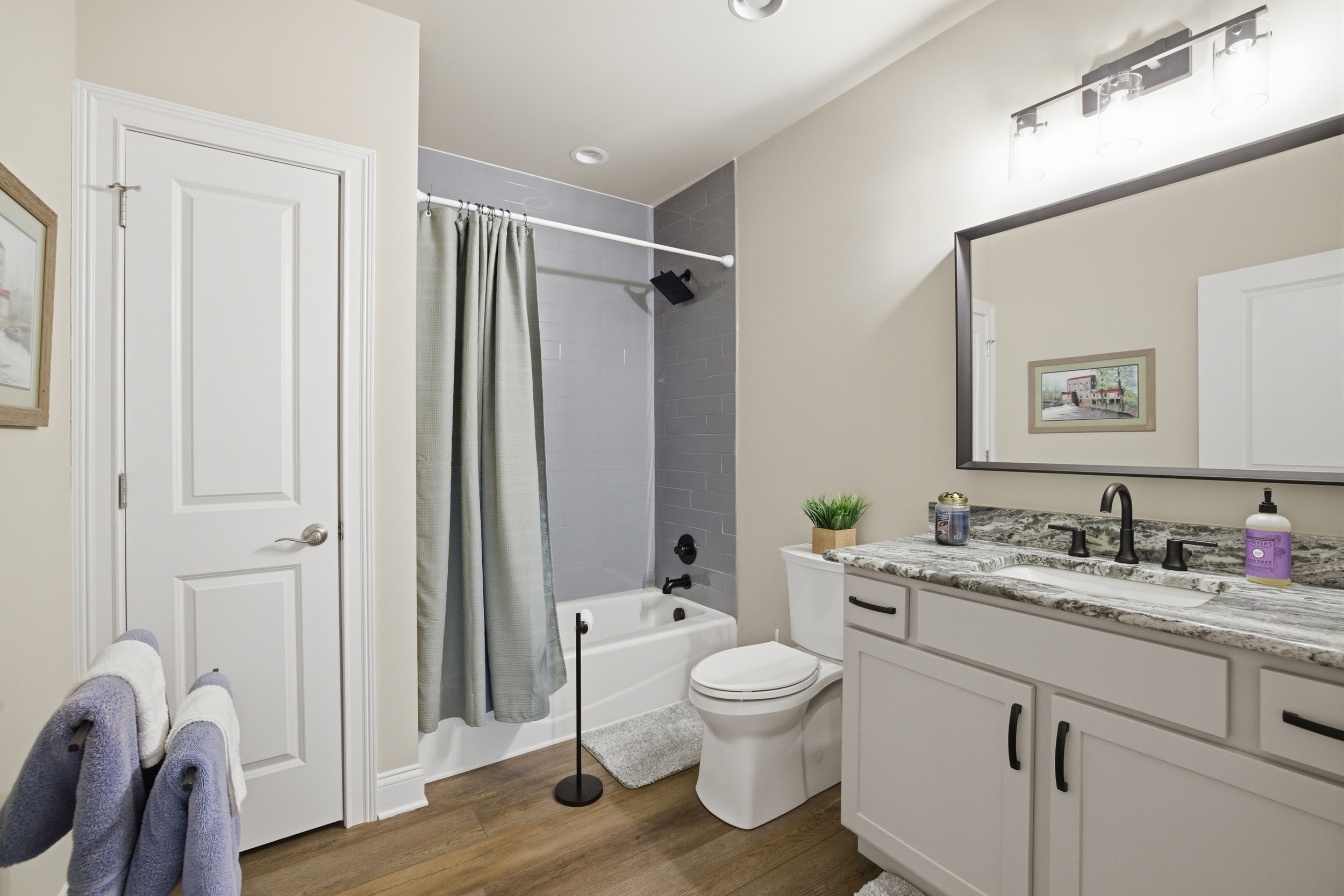  535 Laketower Drive #105 - 物件實景