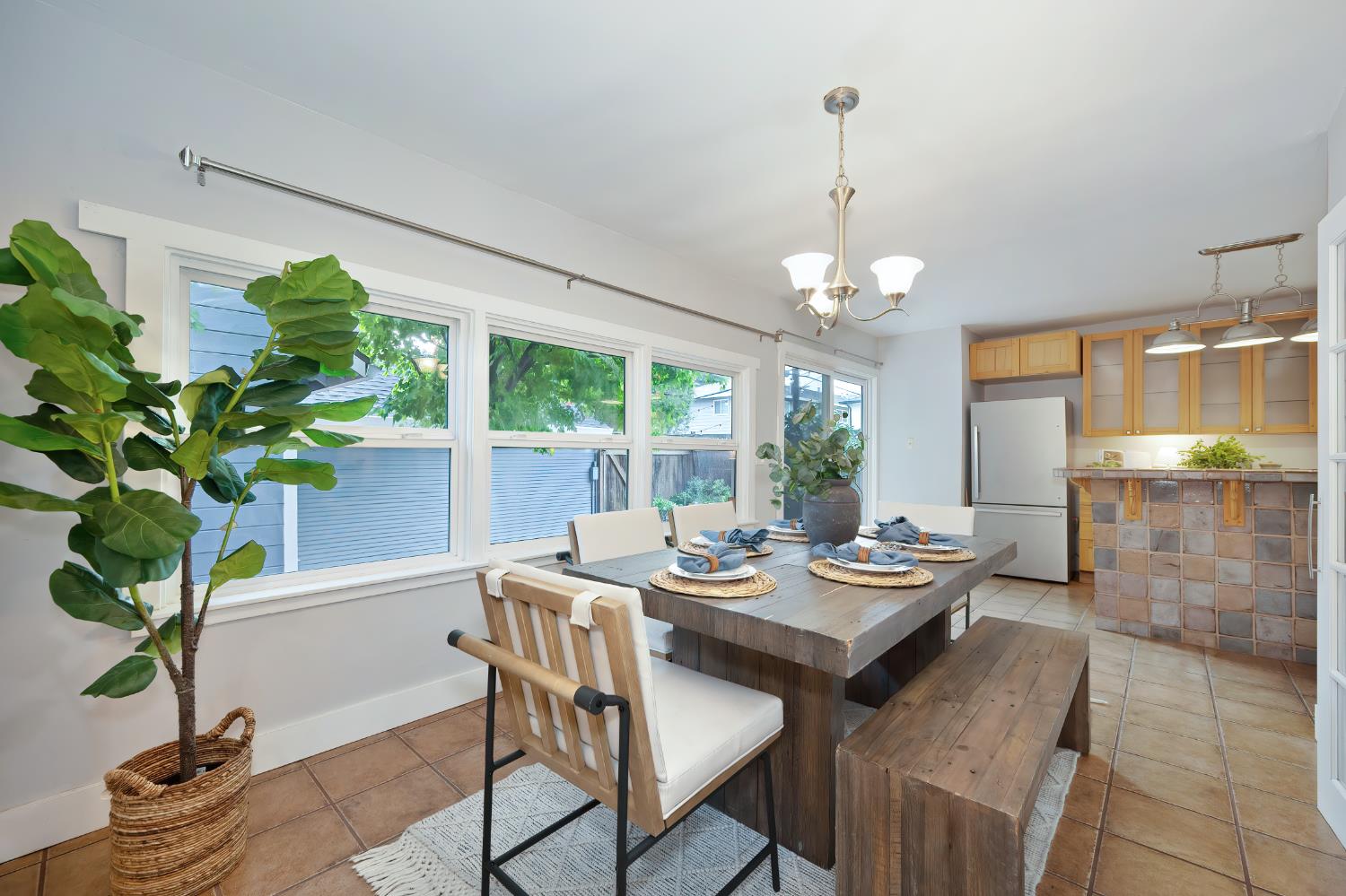 Sacramento, California, 95817, United States, 2 Bedrooms Bedrooms, ,1 BathroomBathrooms,Residential,For Sale,1991606