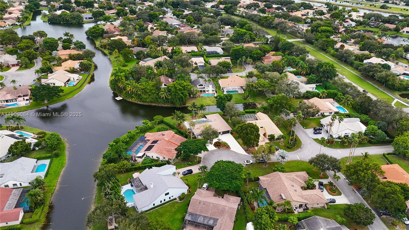 Coral Springs, Florida, 33071, United States, 4 Bedrooms Bedrooms, ,3 BathroomsBathrooms,Residential,For Sale,1987746