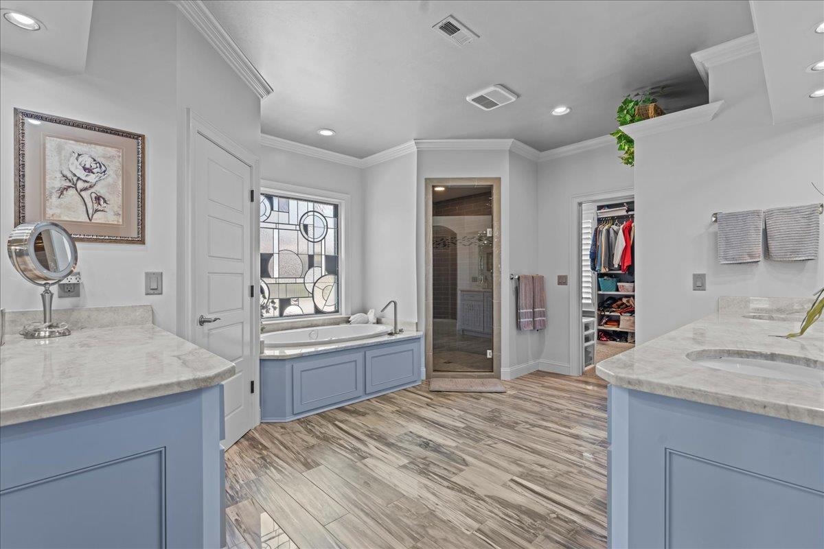 Chesnee, South Carolina, 29323, United States, 5 Bedrooms Bedrooms, ,5 BathroomsBathrooms,Residential,For Sale,1825436
