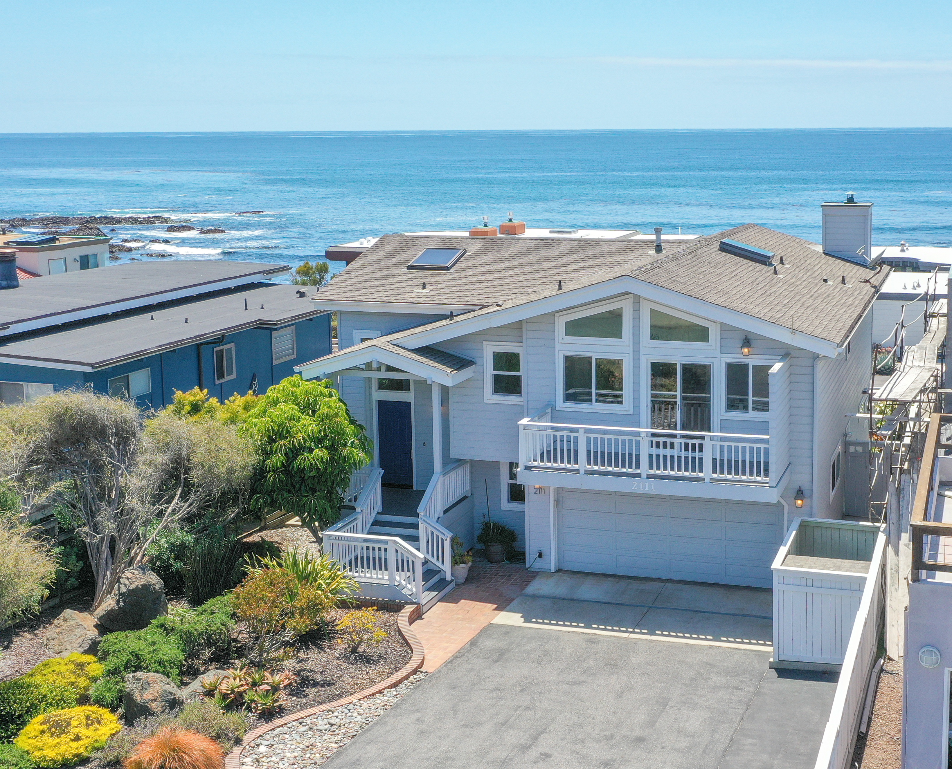  Ocean Views & Coastal Living in Coveted Marine Terrace - 物件實景
