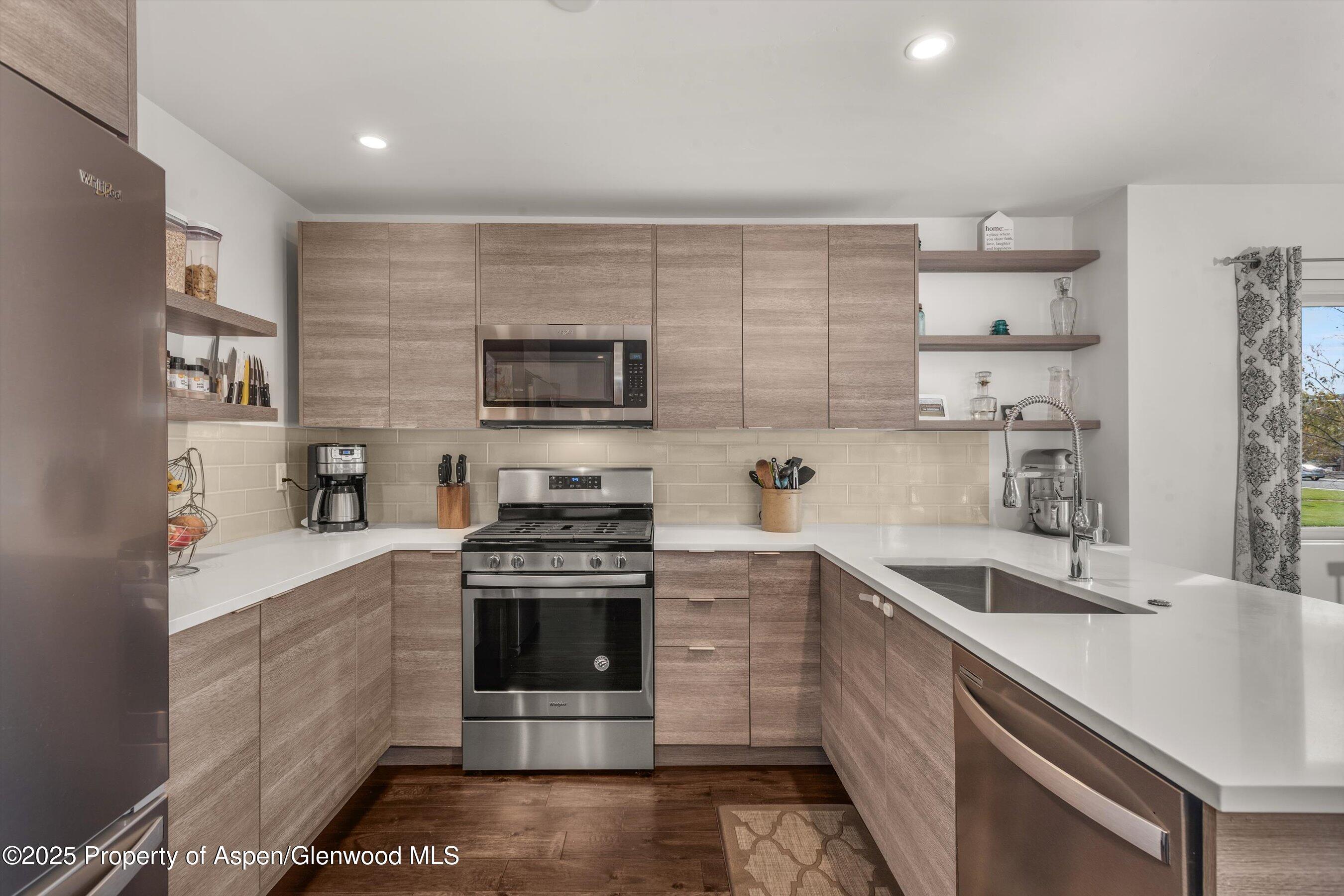 Carbondale, Colorado, 81623, United States, 3 Bedrooms Bedrooms, ,3 BathroomsBathrooms,Residential,For Sale,1989152