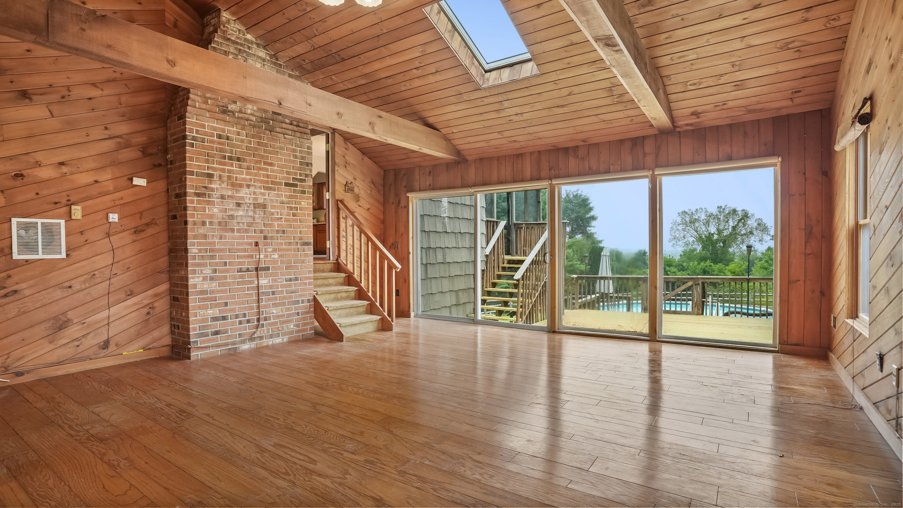 New Milford, Connecticut, 06776, United States, 3 Bedrooms Bedrooms, ,3 BathroomsBathrooms,Residential,For Sale,1924993
