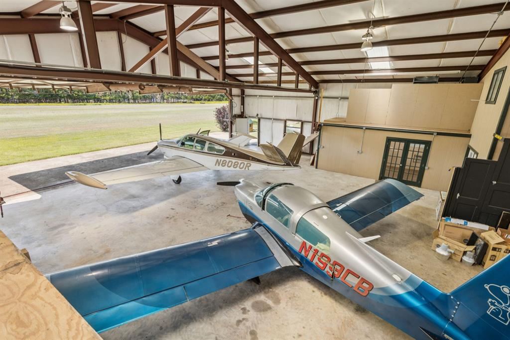 Pottsboro, Texas, 75076, United States, 3 Bedrooms Bedrooms, ,4 BathroomsBathrooms,Residential,For Sale,1949804