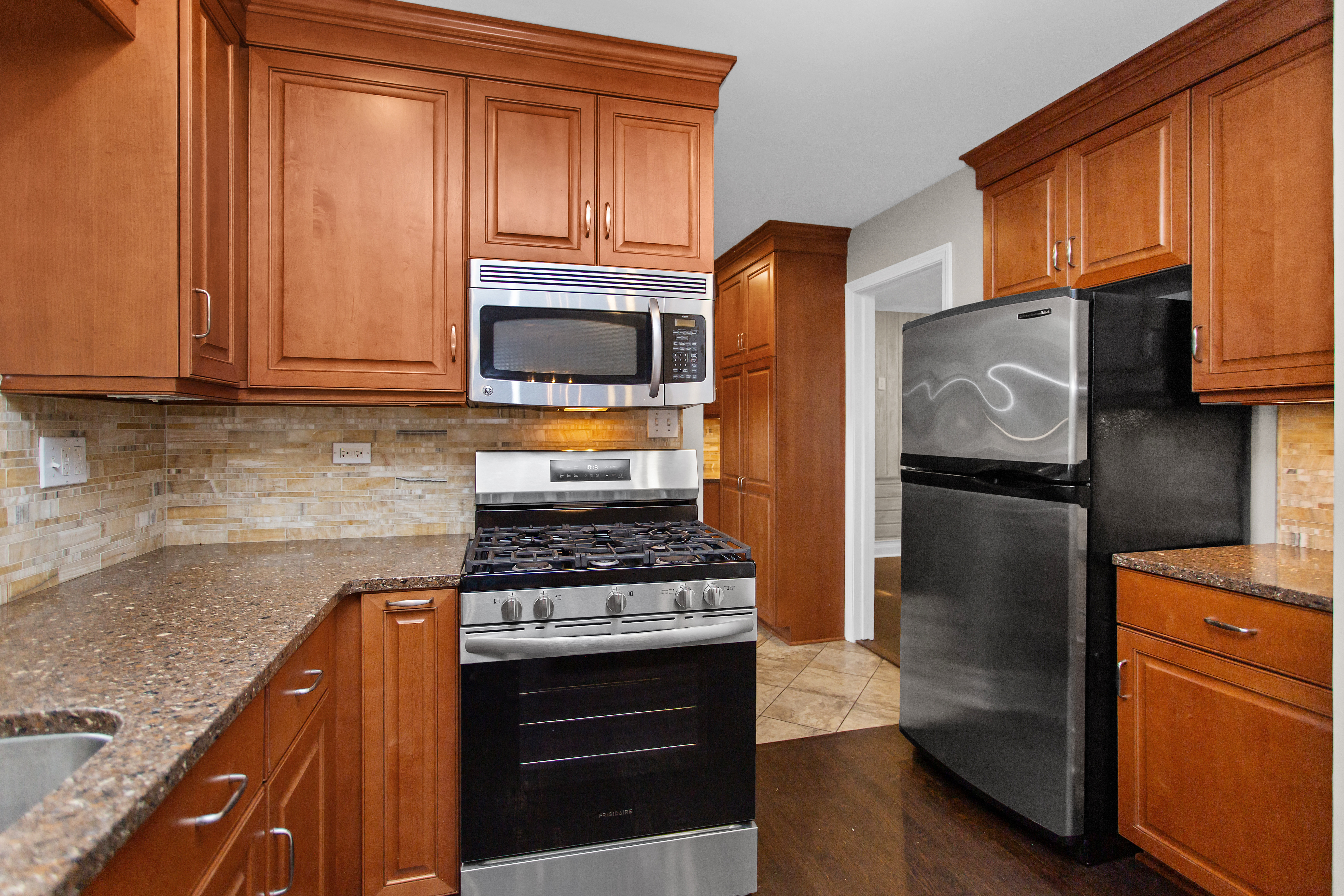  807 Surrey Lane, Glenview, IL, 60025 - 物件實景