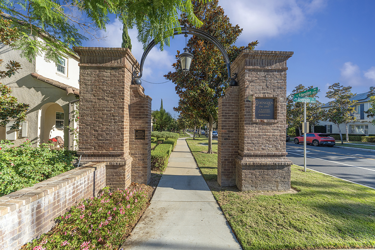 Ontario, California, 91761, United States, 2 Bedrooms Bedrooms, ,2 BathroomsBathrooms,Residential,For Sale,1928466