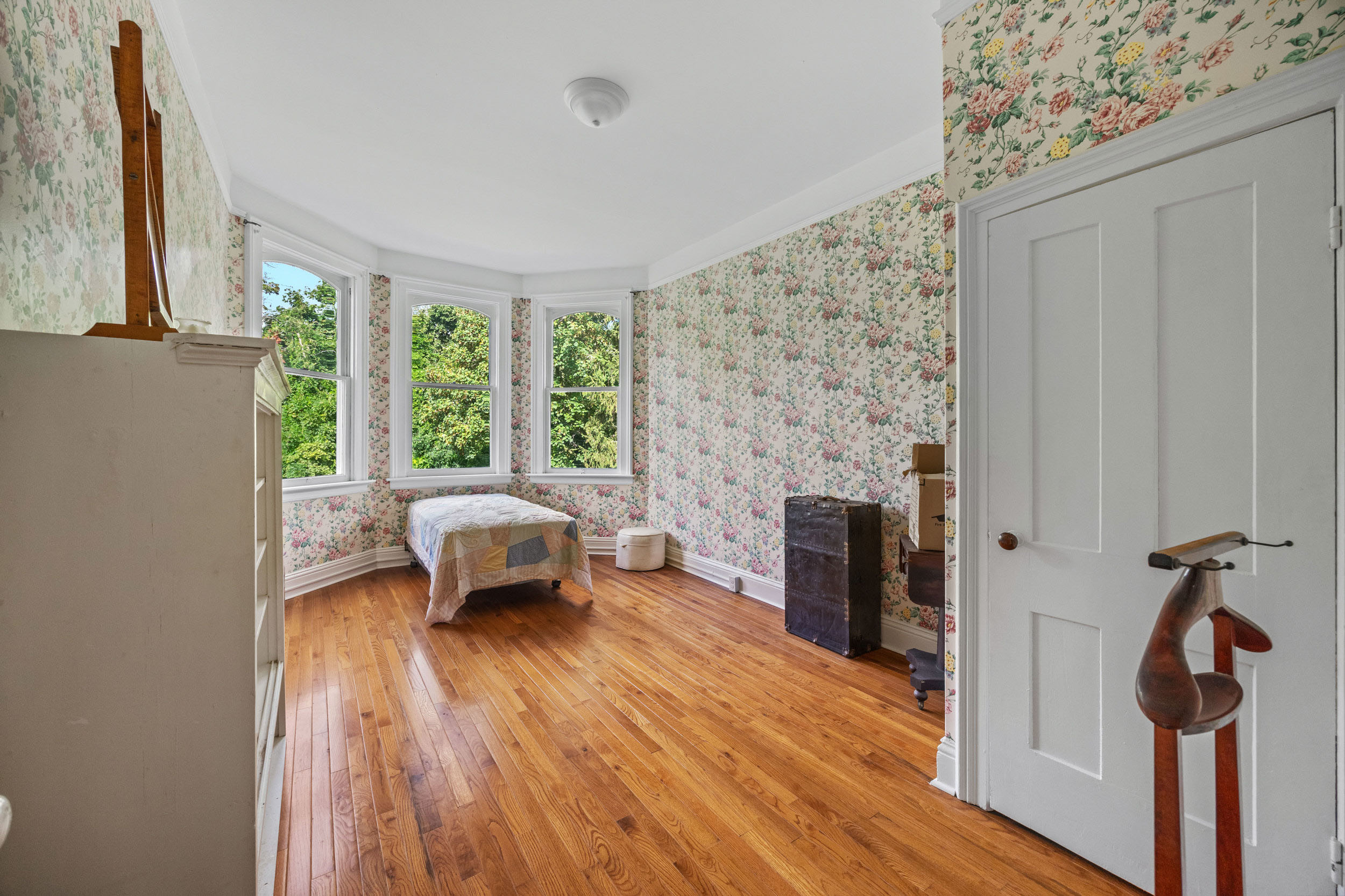 Geneva, New York, 14456, United States, 7 Bedrooms Bedrooms, ,4 BathroomsBathrooms,Residential,For Sale,1982017