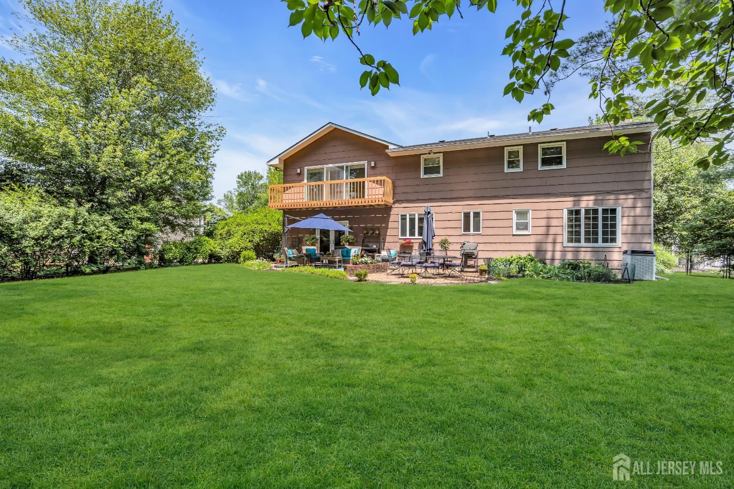 East Brunswick, New Jersey, 08816, United States, 5 Bedrooms Bedrooms, ,5 BathroomsBathrooms,Residential,For Sale,1850220