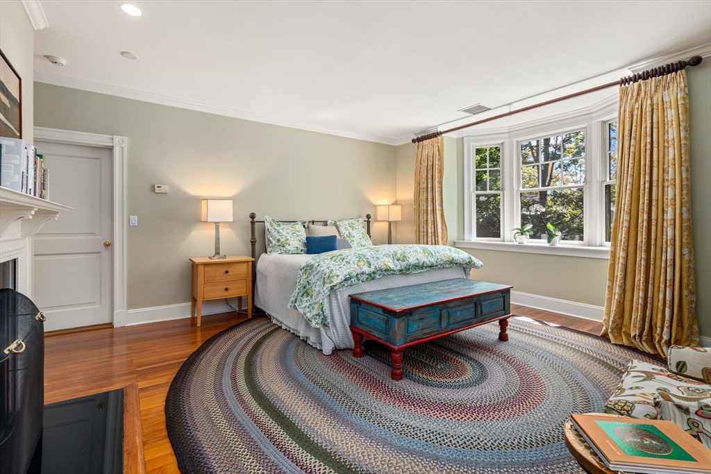 Cambridge, Massachusetts, 02138, United States, 6 Bedrooms Bedrooms, ,7 BathroomsBathrooms,Residential,For Sale,1949717