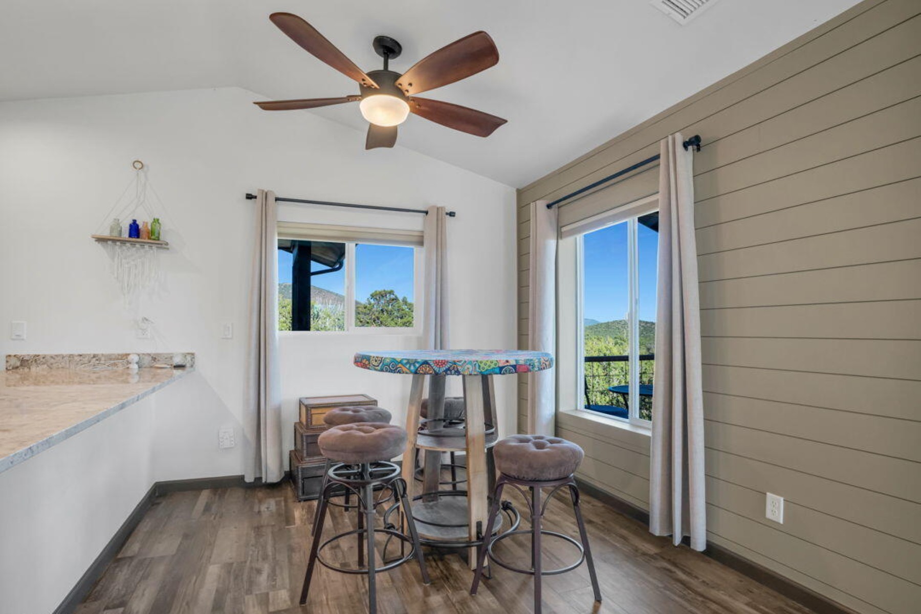  1249 E Chaparral Rd ¦ Williams, AZ - 物件實景