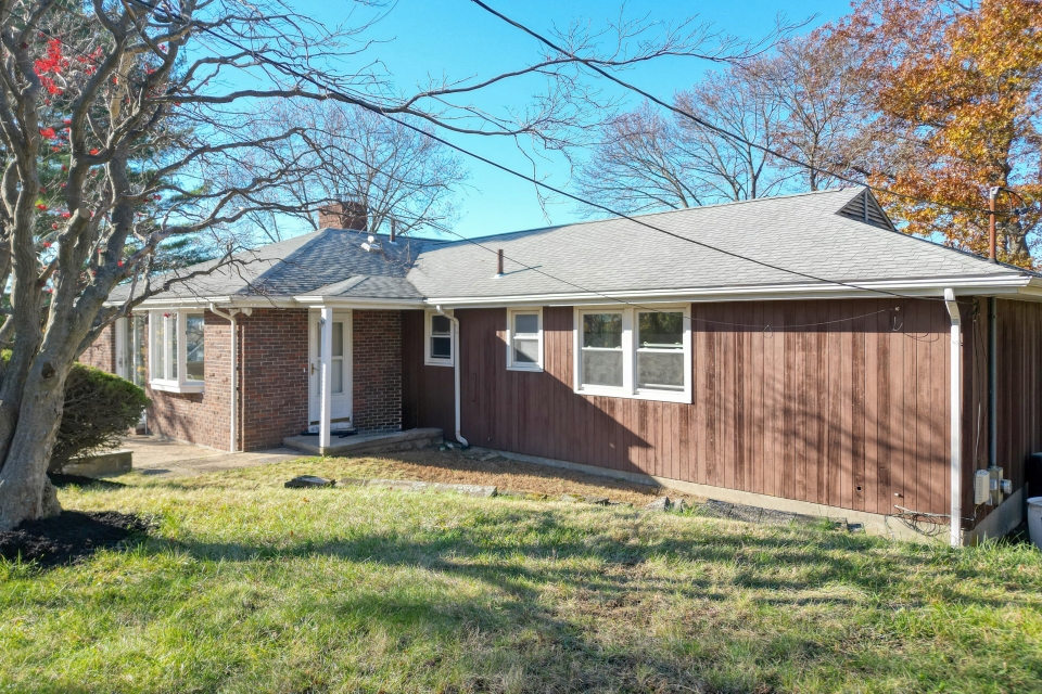 Braintree, Massachusetts, 02184, United States, 3 Bedrooms Bedrooms, ,3 BathroomsBathrooms,Residential,For Sale,2001239