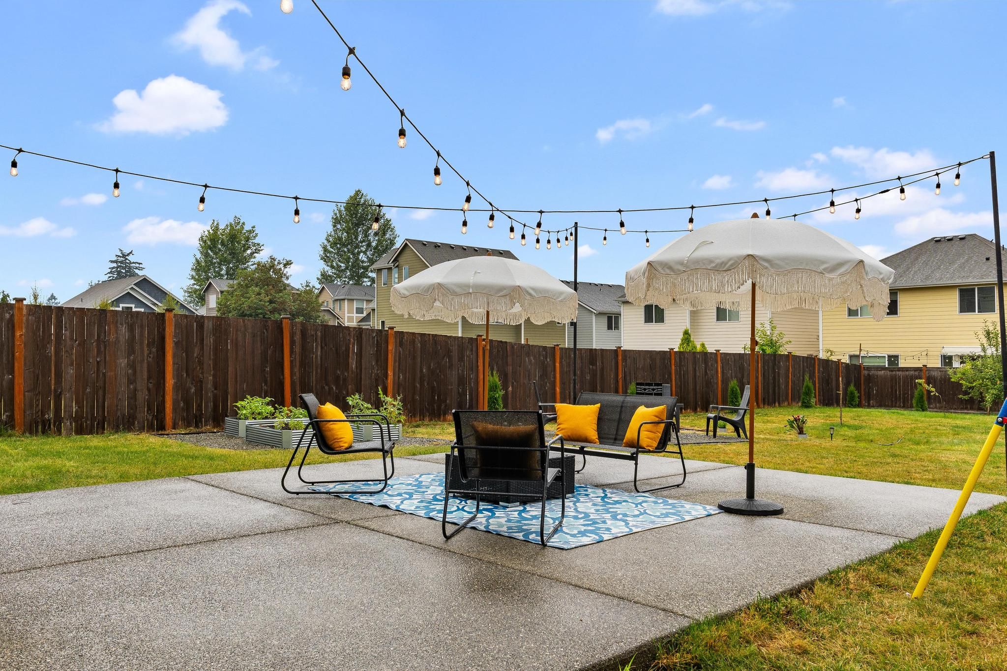  423 205th St SW, Lynnwood, WA 98036 - 物件實景