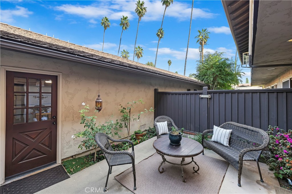 Sierra Madre, California, 91024, United States, 2 Bedrooms Bedrooms, ,3 BathroomsBathrooms,Residential,For Sale,1992859