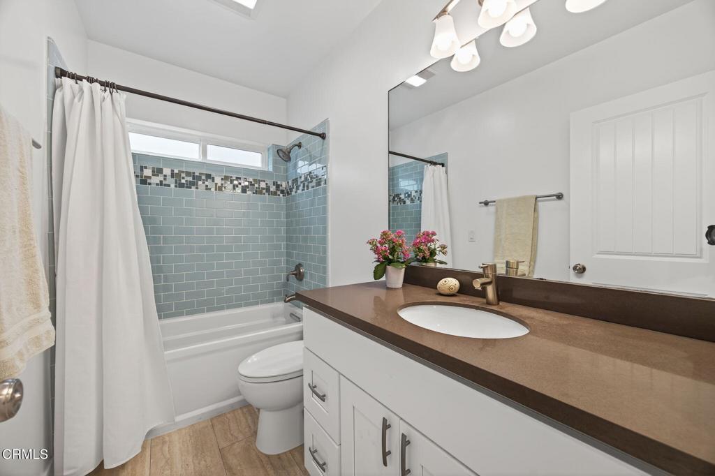 Ventura, California, 93001, United States, 4 Bedrooms Bedrooms, ,4 BathroomsBathrooms,Residential,For Sale,1975034