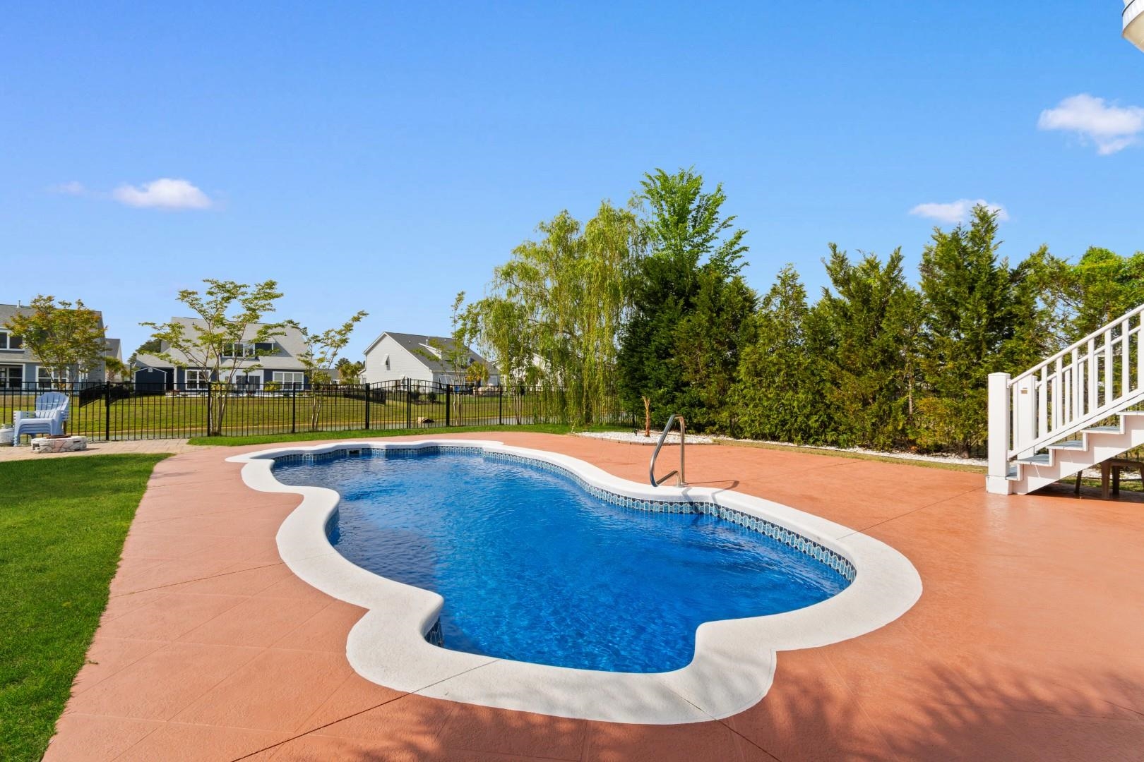 Myrtle Beach, South Carolina, 29579, United States, 4 Bedrooms Bedrooms, ,5 BathroomsBathrooms,Residential,For Sale,2037412