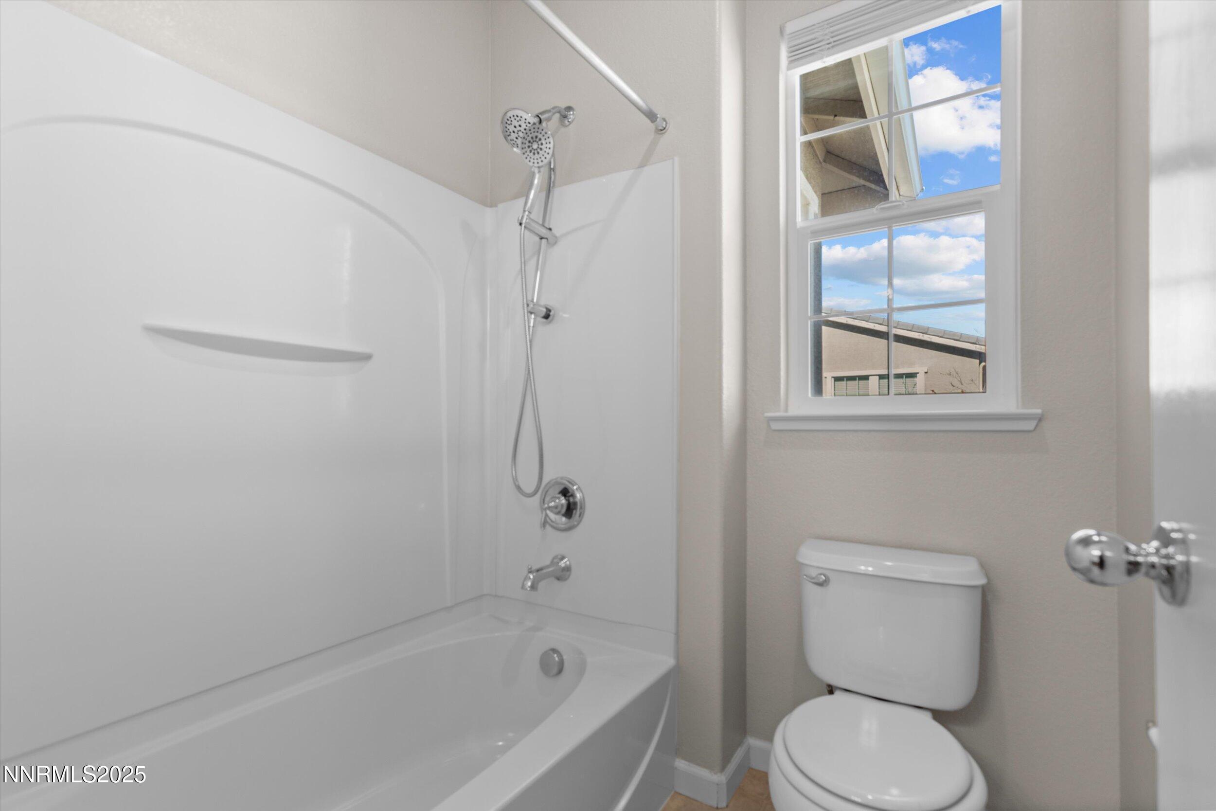 Sparks, Nevada, 89436, United States, 3 Bedrooms Bedrooms, ,3 BathroomsBathrooms,Residential,For Sale,1988123