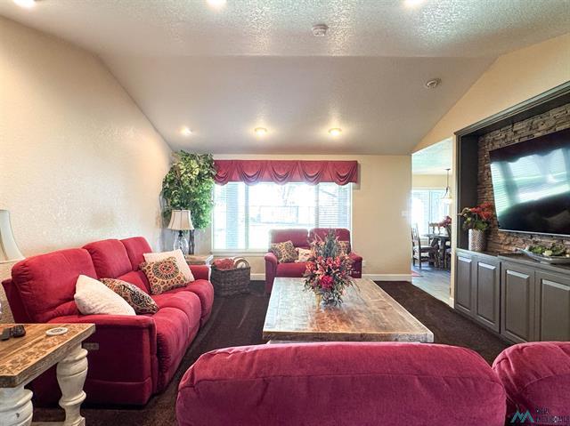 Artesia, New Mexico, 88210, United States, 4 Bedrooms Bedrooms, ,4 BathroomsBathrooms,Residential,For Sale,2005953