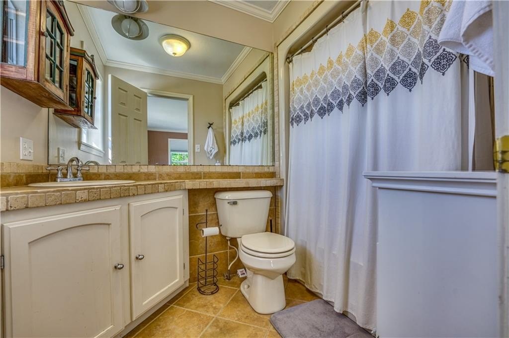 Harrison, Arkansas, 72601, United States, 4 Bedrooms Bedrooms, ,4 BathroomsBathrooms,Residential,For Sale,1763451