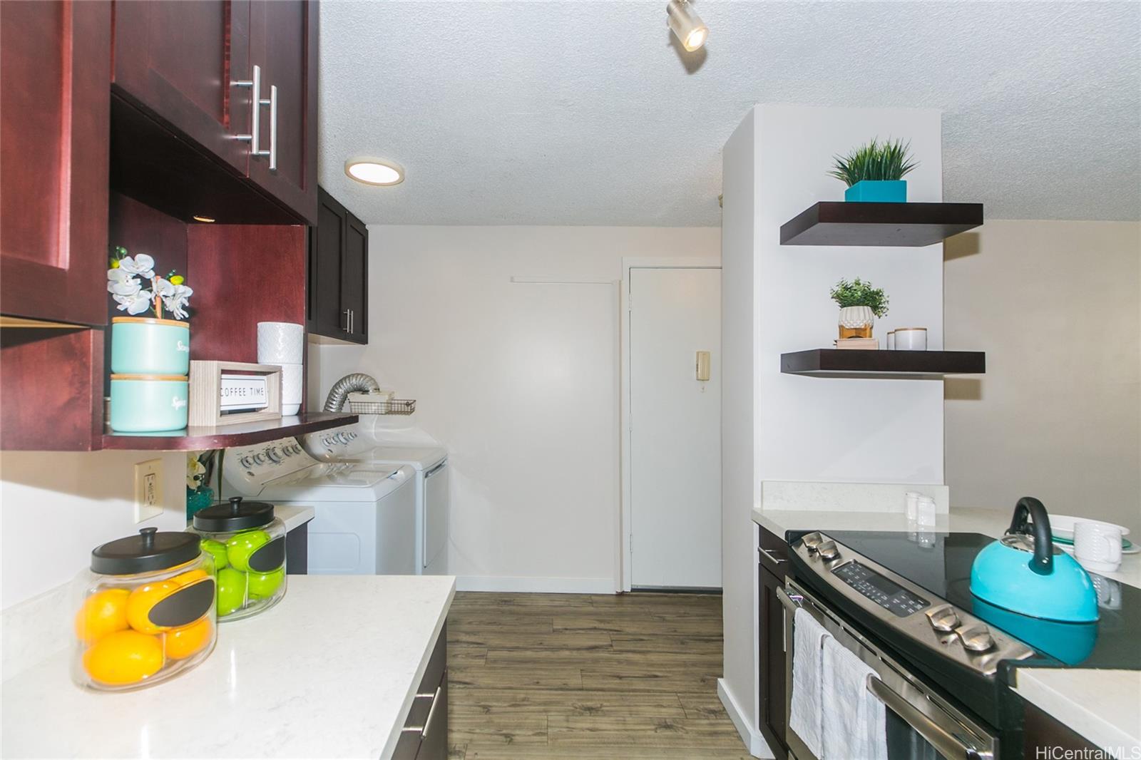 2442 Kuhio Avenue Unit 902, Honolulu, Hawaii, 96815, United States, 2 Bedrooms Bedrooms, ,2 BathroomsBathrooms,Residential,For Sale,2442 Kuhio Avenue Unit 902,1640270