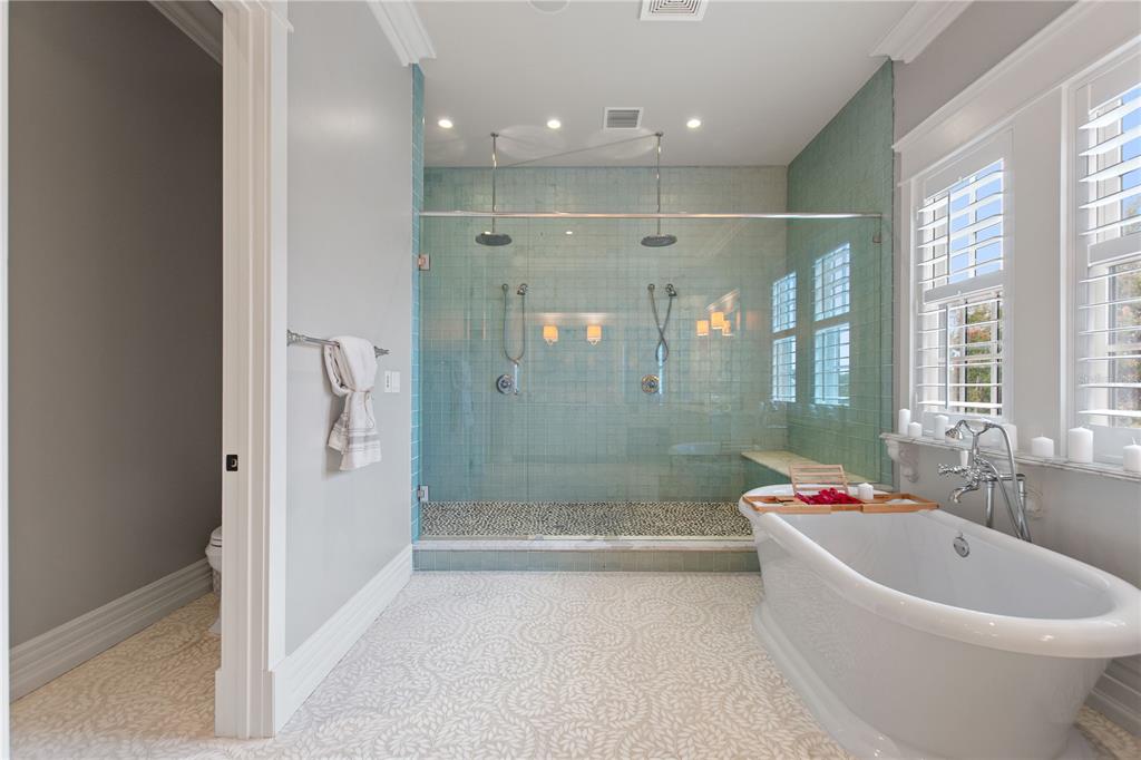 3018 Kingfisher Point, Oviedo, Florida, 32766, United States, 8 Bedrooms Bedrooms, ,11 BathroomsBathrooms,Residential,For Sale,3018 Kingfisher Point,1422841